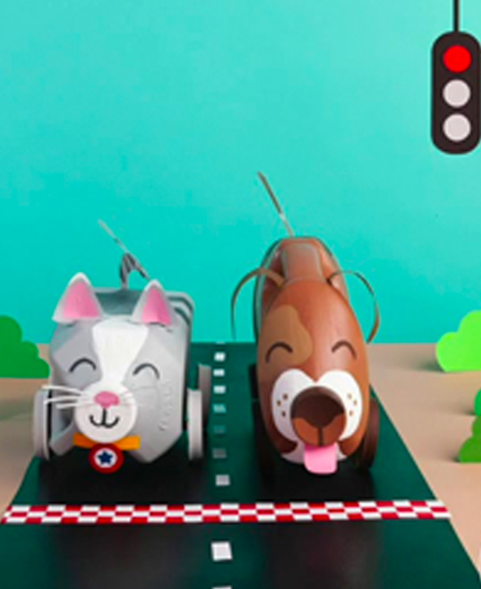 Haz coches de carreras con Bicarbonato de Sodio A&H™.